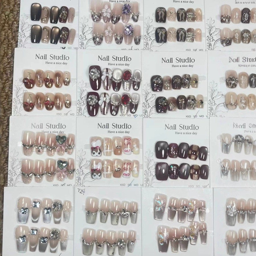 40pcs Mixed Color Random Square Patch Nail Set, Handmade Elegant White French