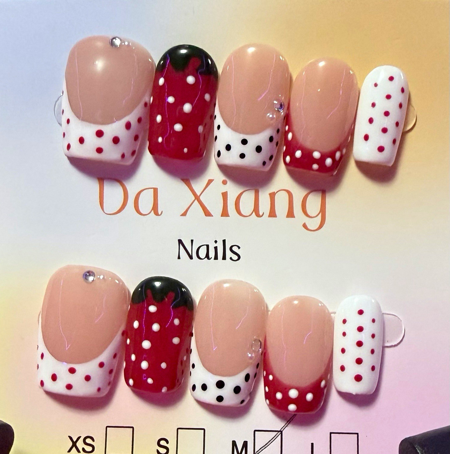 Da Xiang Nude/Red/White/Black Polka Dot French Square Press-On Nails, Medium