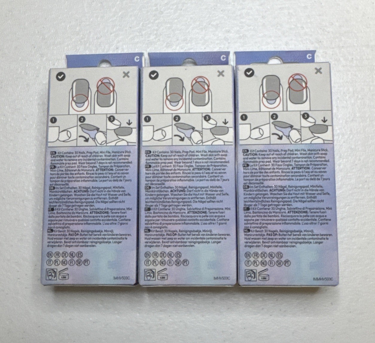 3x Kiss Peel & Press On Holiday Nails -Short/Medium – No Glue Mani