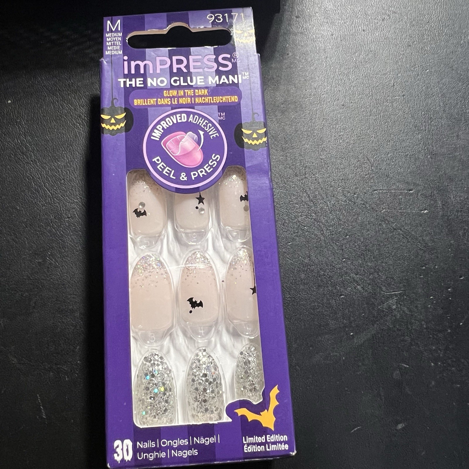 Kiss imPRESS Nails Caution Ahead Short Glow in the Dark PressOn Halloween Medium