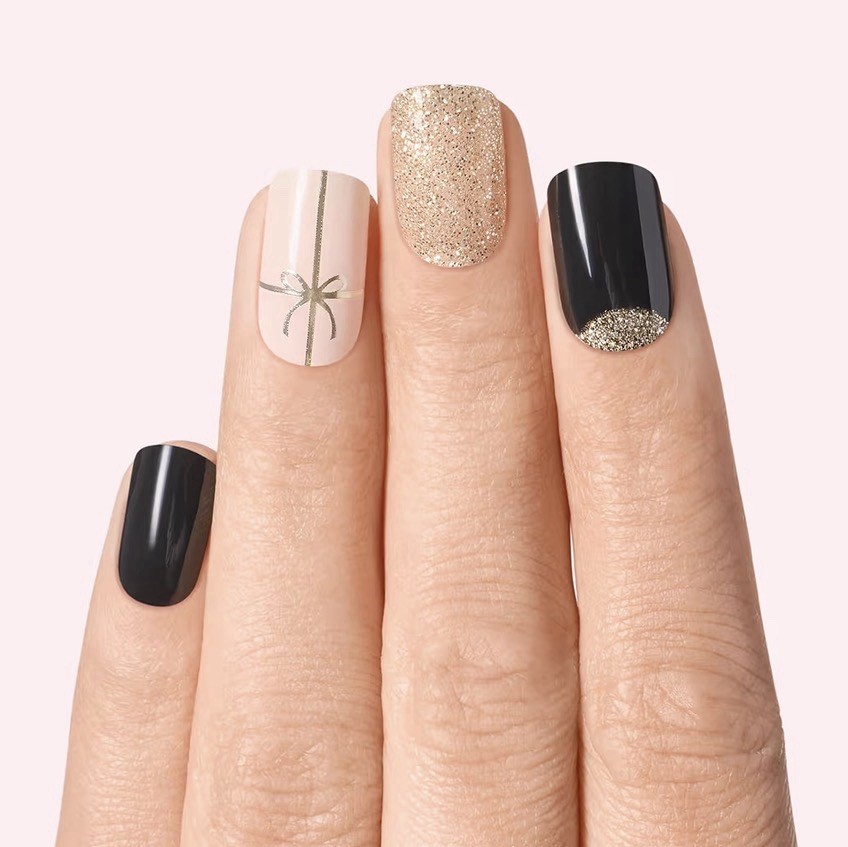 Dashing Diva Glaze LED Semi-Cured Gel Nail Strips Old Gold Holiday 14 Days Black