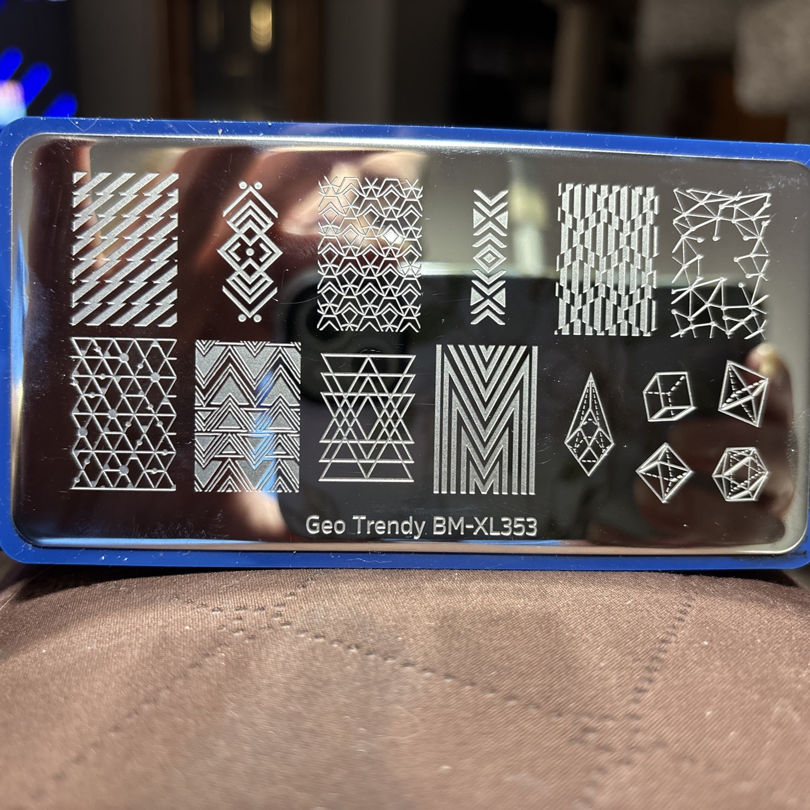 Bundle Monster Maniology Geo Trendy shapes BM-XL353 nail art stamping plate htf