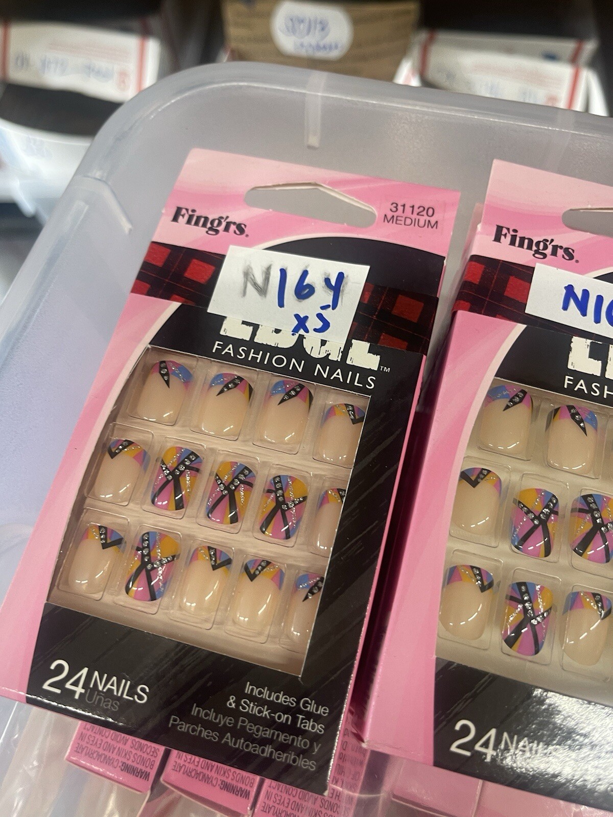 Set Of 2 Fing’rs Edge Fashion Nails Abstract Colored Tips Medium Nail Pinks