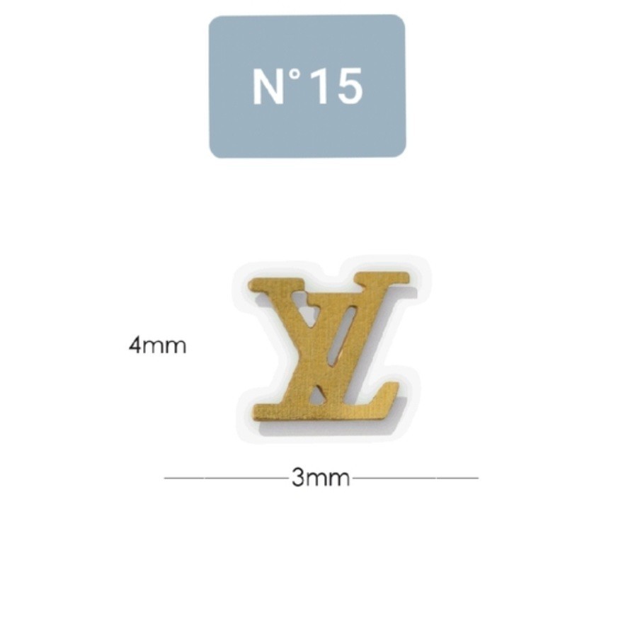 NWT NAIL ART DESIGN 4mm×3mm GOLD METAL NAIL DECALS: N°15
