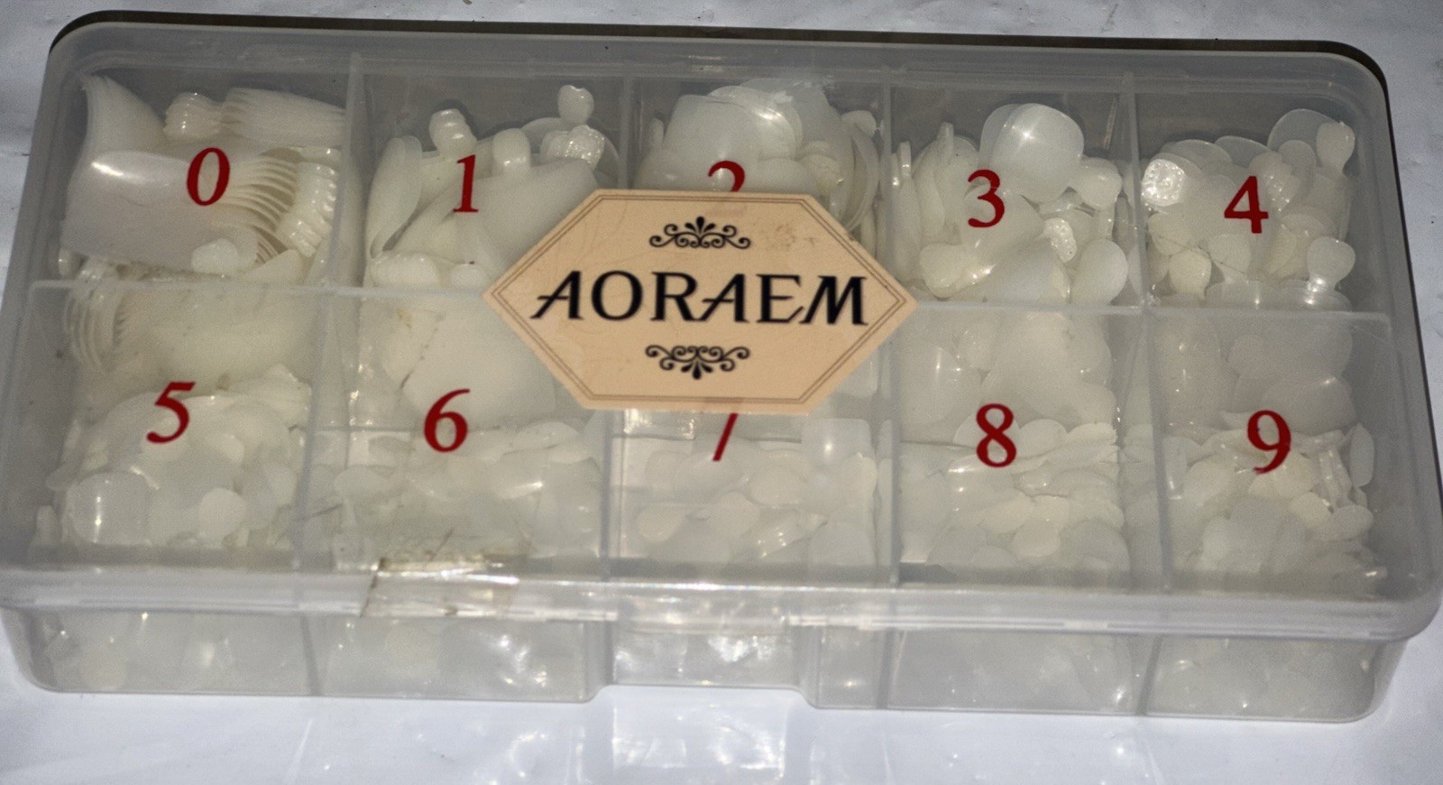 Nail Tips 9 Sizes with carrying case