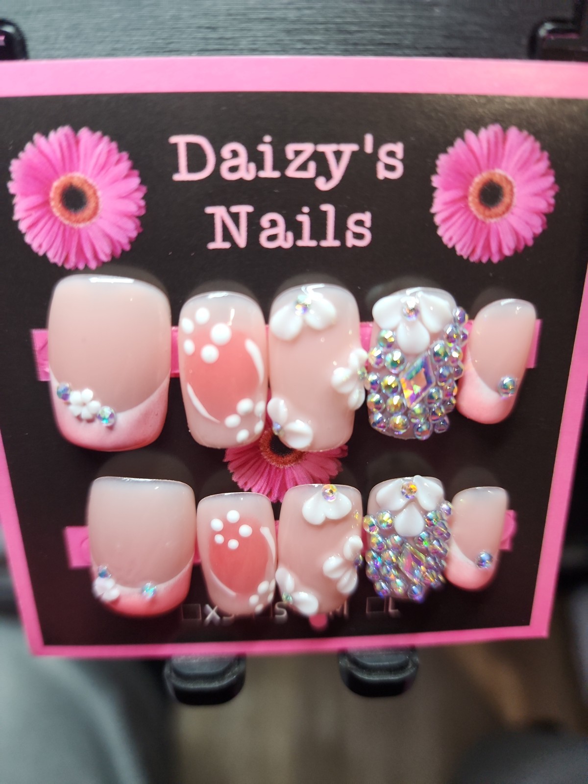 Medium Size Press-on Nail 10Pc Set Handmade Squoval Pink 3D Bling 2.0 Cm Length