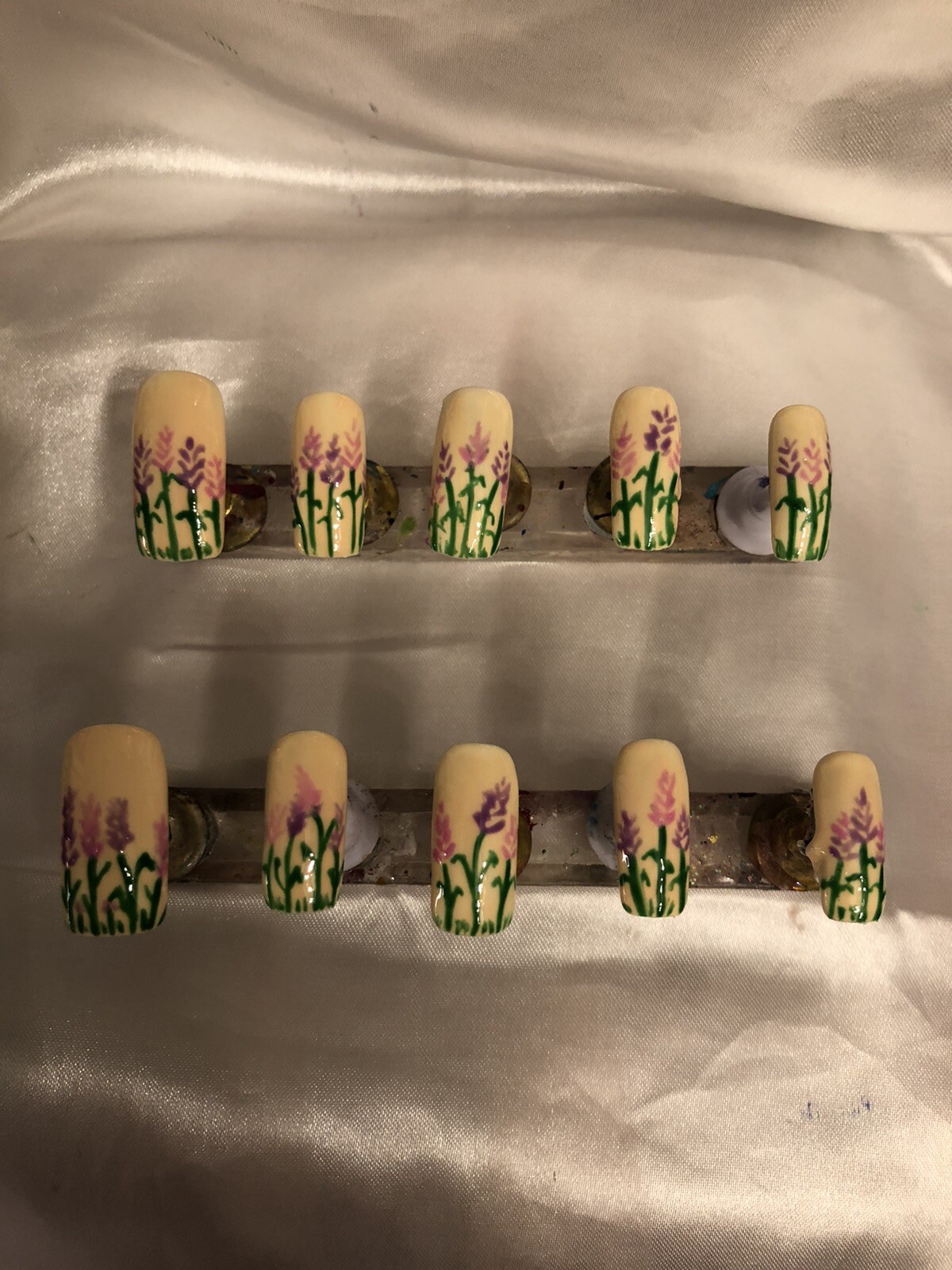 ℤ ℕ𝔸𝕀𝕃ℤ! Gorgeous set of Handcrafted Press On Nails