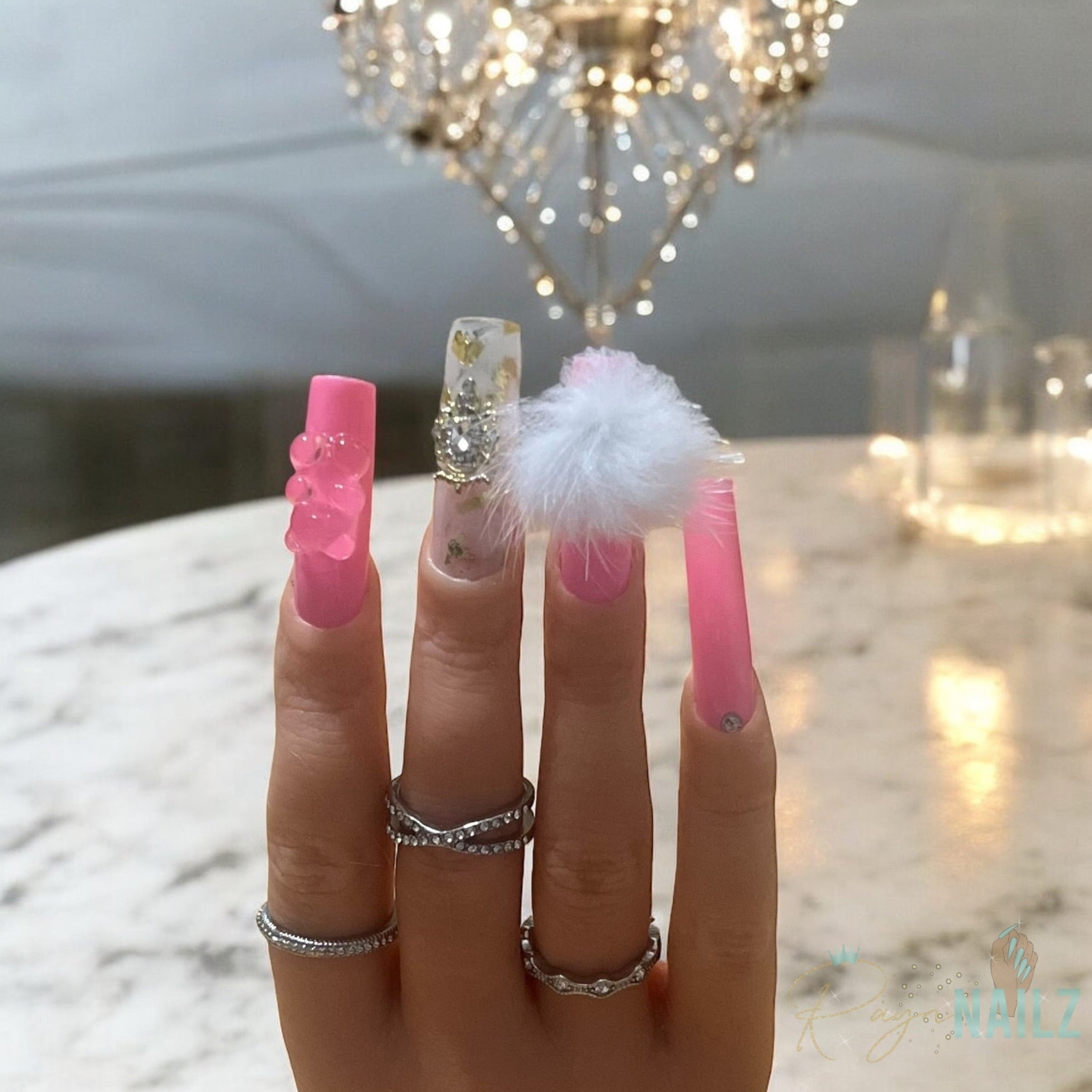 Color Bear with Fur Ball – Set of 10 Artificial Nails with Prep Kit – Nail Art