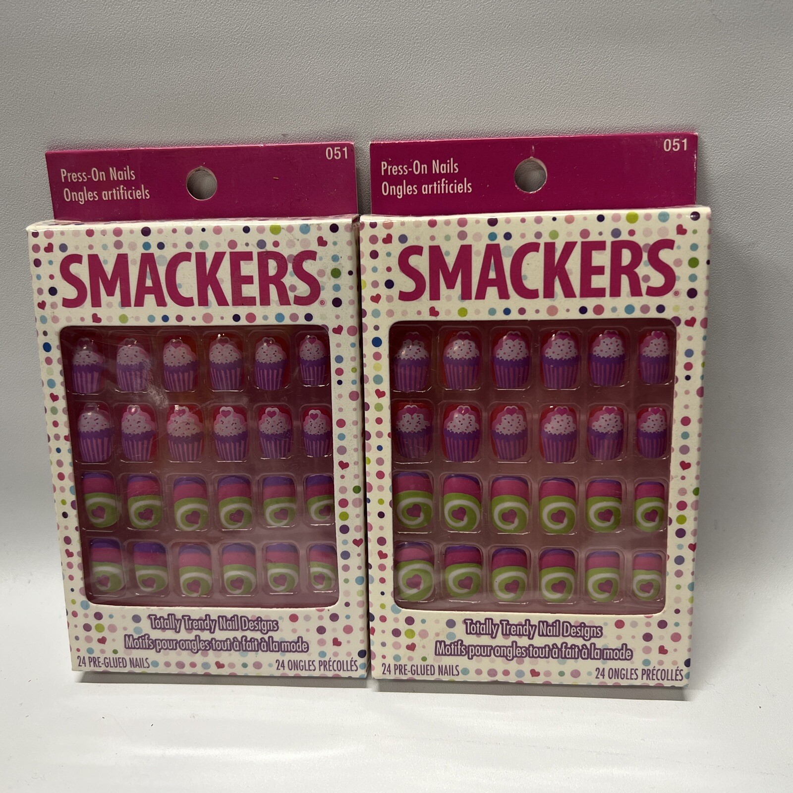 2! SMACKERS 24 Pre-Glued Press-on Nails Cupcakes Hearts Pink Purple Sealed NEW