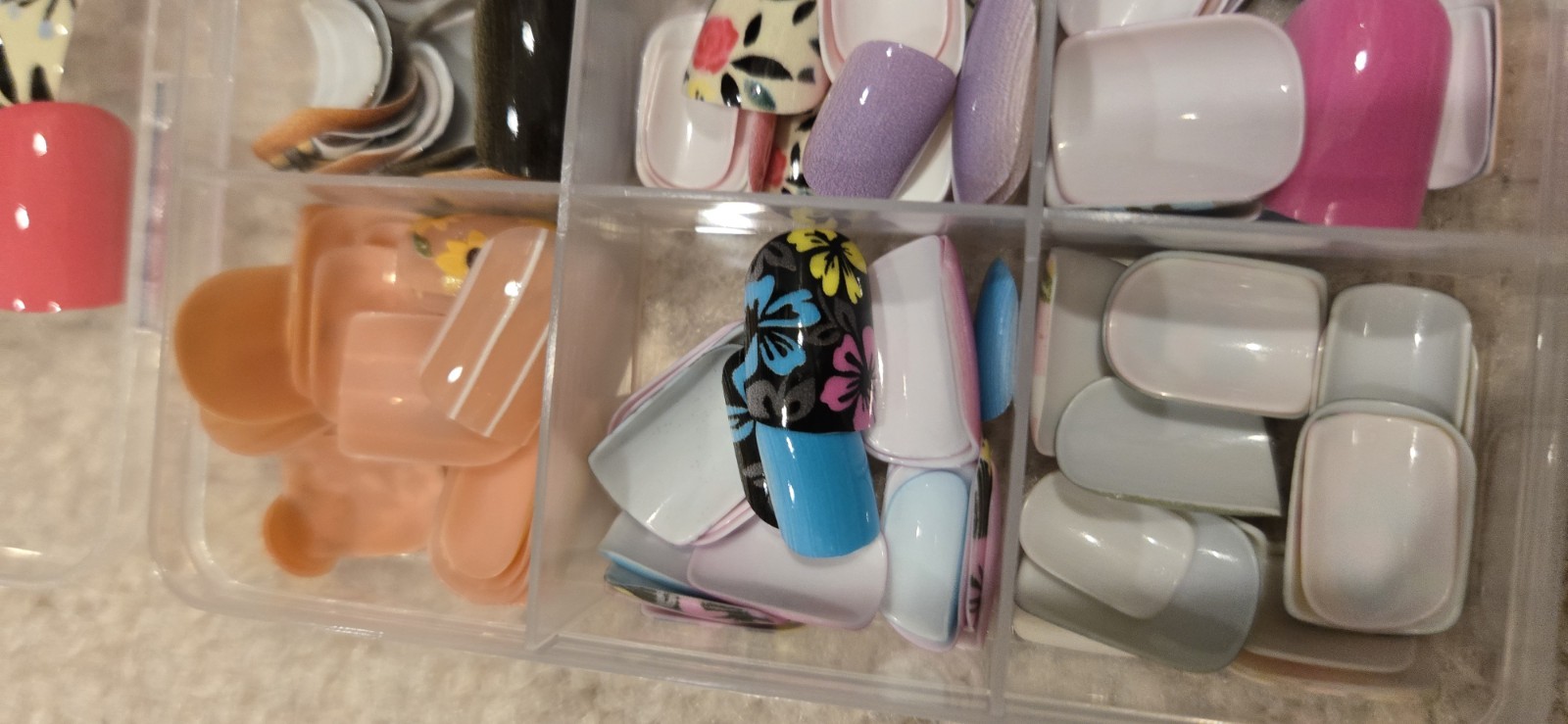 Glue On Colorful Nails Press On Nais Glue Not Included. Printed Nails. Box 120