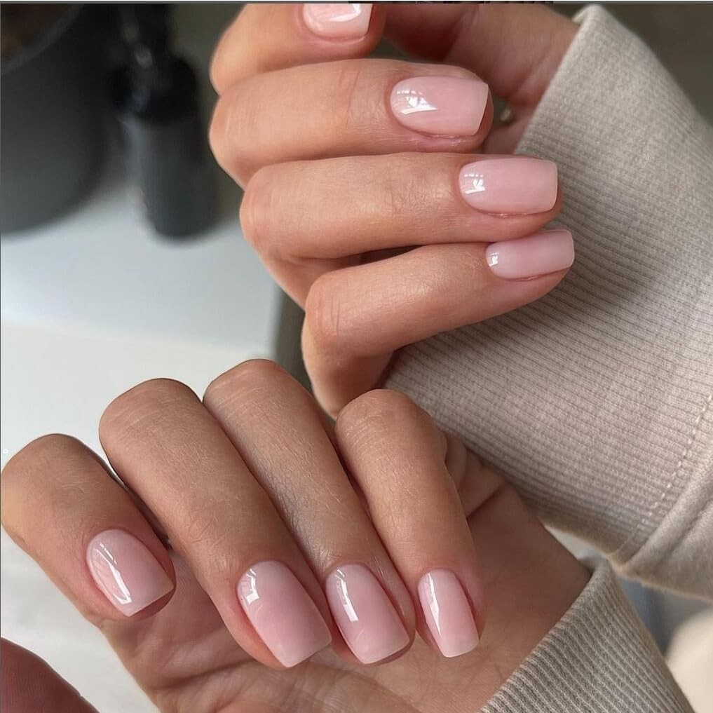 KQueenest 30 PCS Pale Pink 30 pieces short Medium, square glossy pale pink