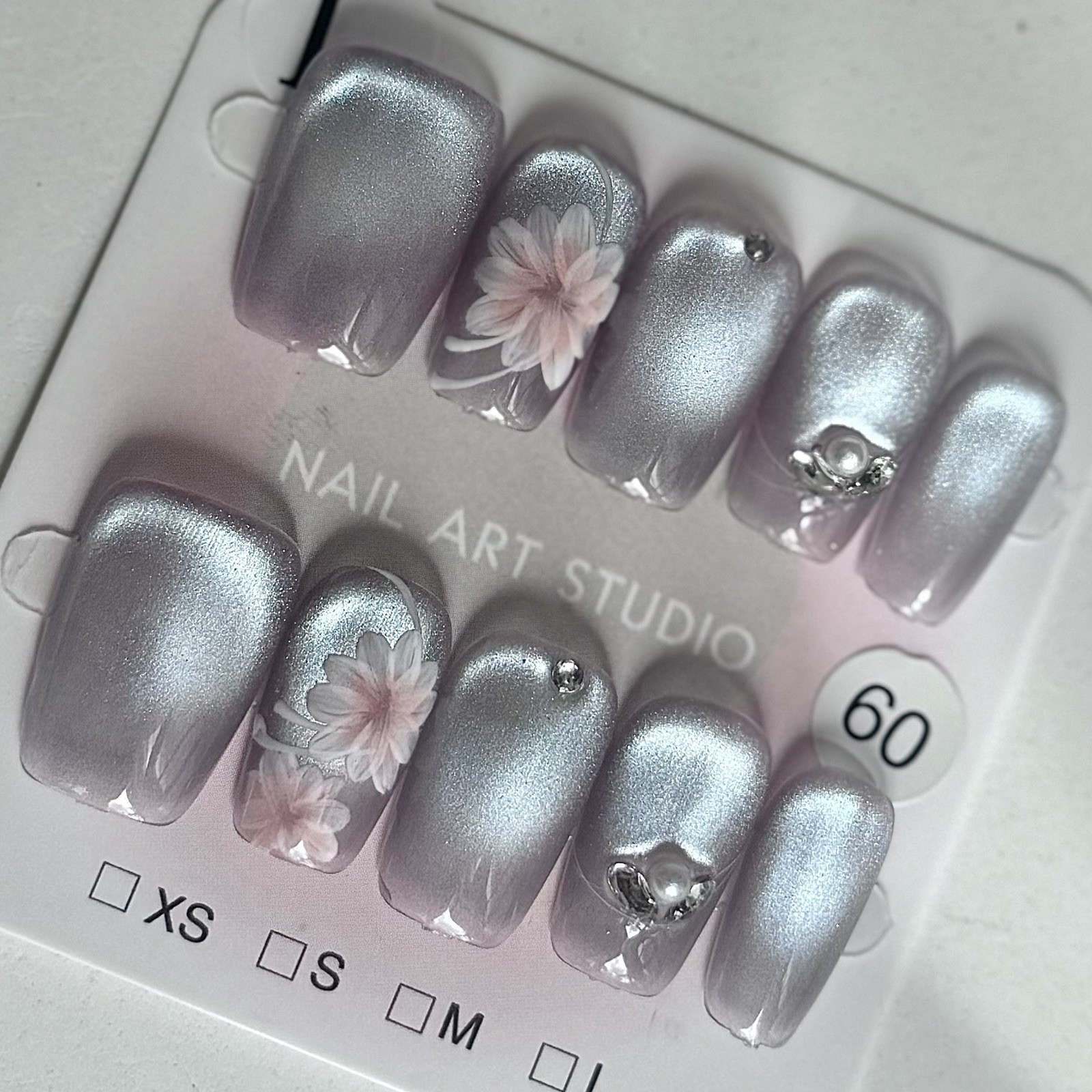 Hand Painted Flower Press-On Nails Medium Square Size L Reusable Fake Nail