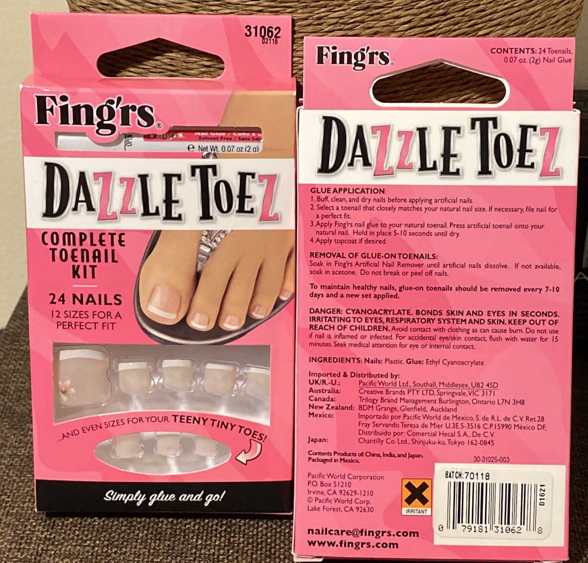 2 Fing’rs Dazzle Toez French 31062 Complete Toenail Kit with Sizes For Tiny Toes
