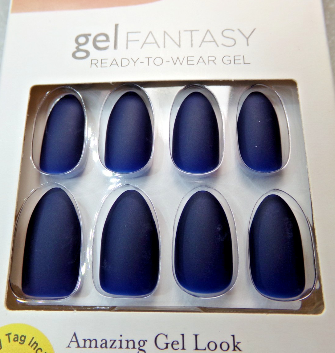 KISS GEL FANTASY NAILS – Matte Dark Blue – GLUE ON MEDIUM ALMOND