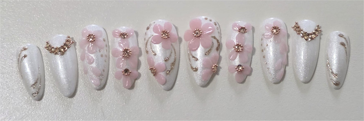 Wedding Flowers 10pcs Press On Nails Full Cover + Kit