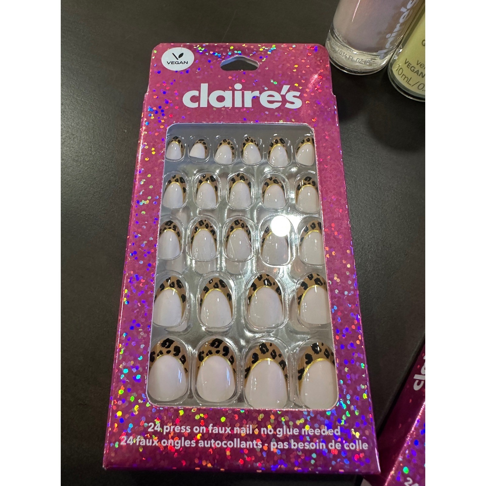 Claire’s Kids Fun Press On Nails 24 Piece Leopard French Tip Vegan Glow