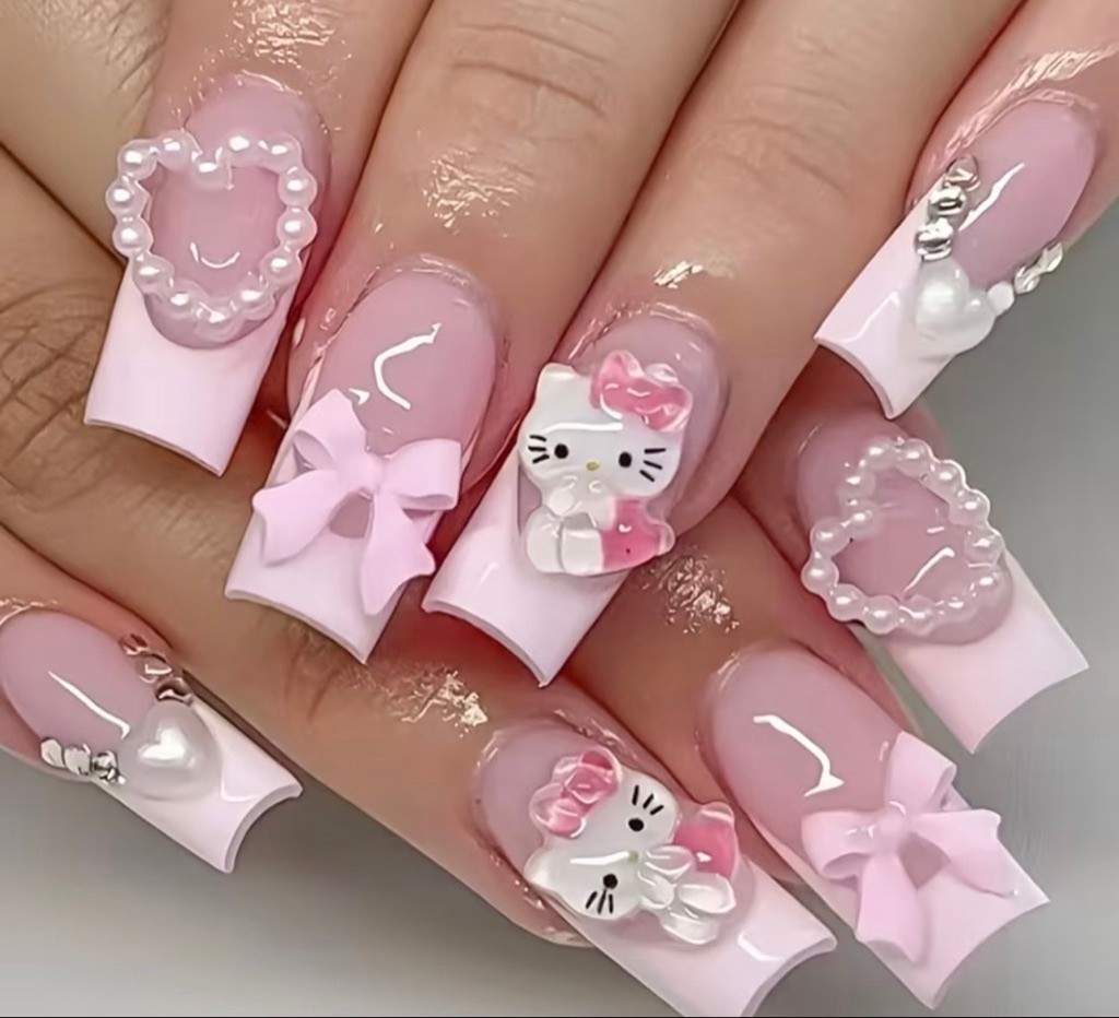 Hello Kitty 24pcs Press-On Nails Kit Hearts, Bows, Rhinestones – Brand New