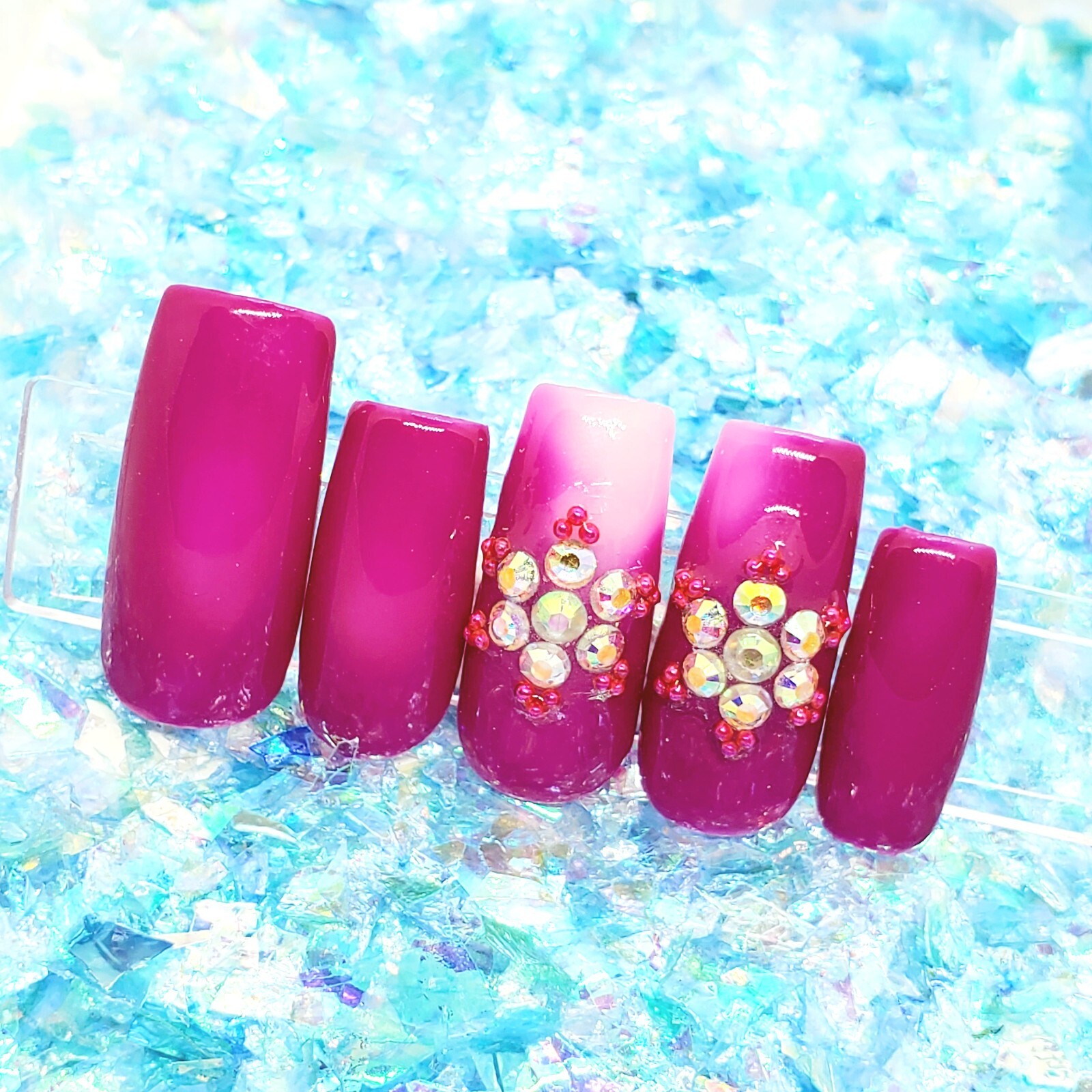 Hot Pink To White Color Change Rhinestone Flower Press On Nails Handmade Gel
