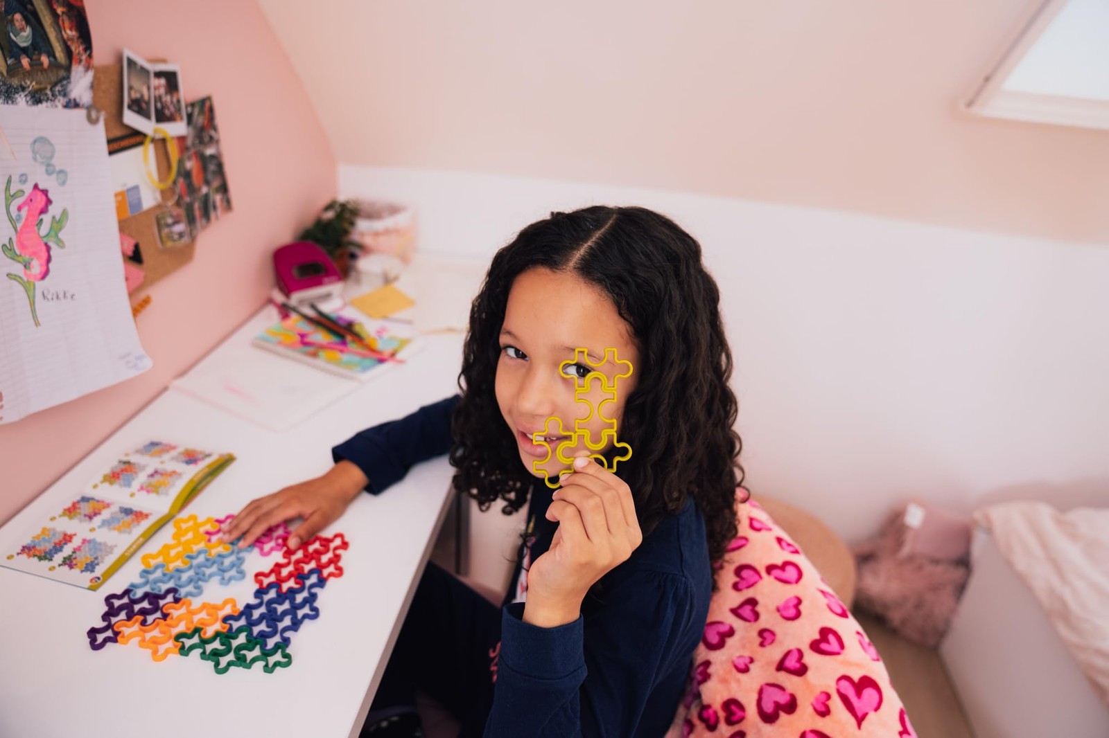 SmartGames IQ Jigsaw 120 Challenges for Ages 7 – Adult compact