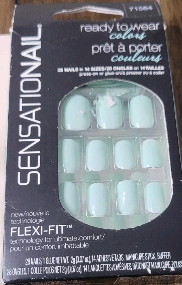 Various Color Press On Nails Short Medium (Lot of 4)