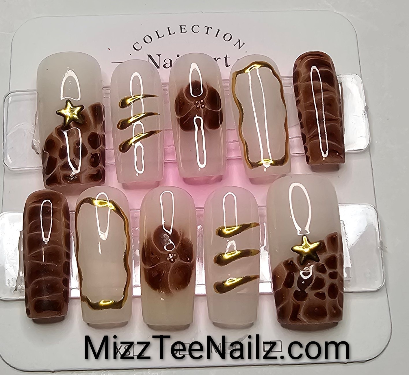 Press-On Nail Set #58: Blooming Brown & Gold