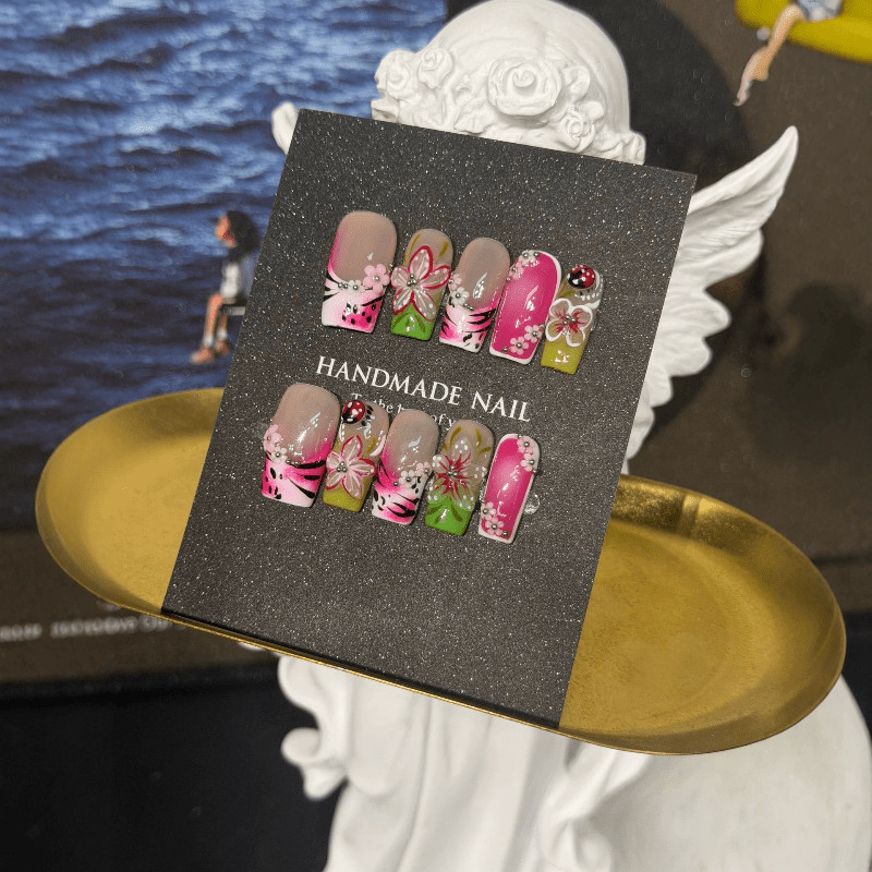 10pcs-Press on Nails Pink Green Floral Ladybug Rhinestone Square Nail Art Set