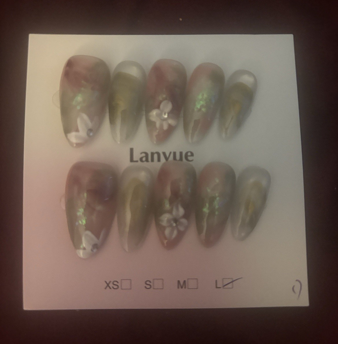 Lanvue Press-On Nails Set Multicolor 3D Floral Pre-Designed Long Stiletto