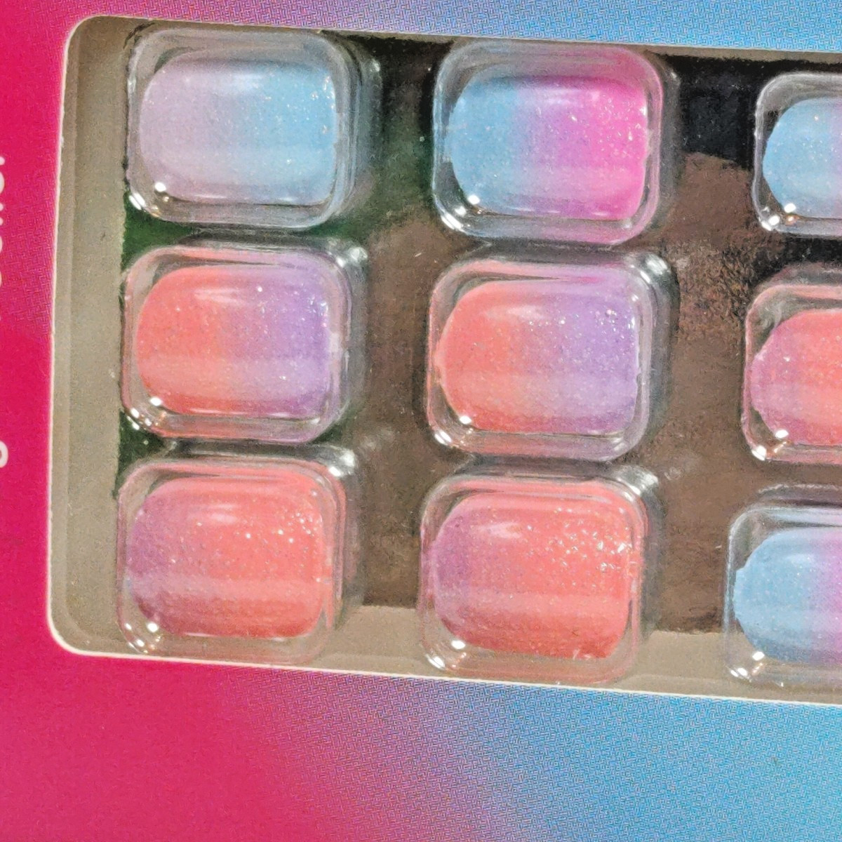 Townley Girl Press-on Nail Art 12 Pieces Pastel Rainbow Colors Pre-Glued Age 3+