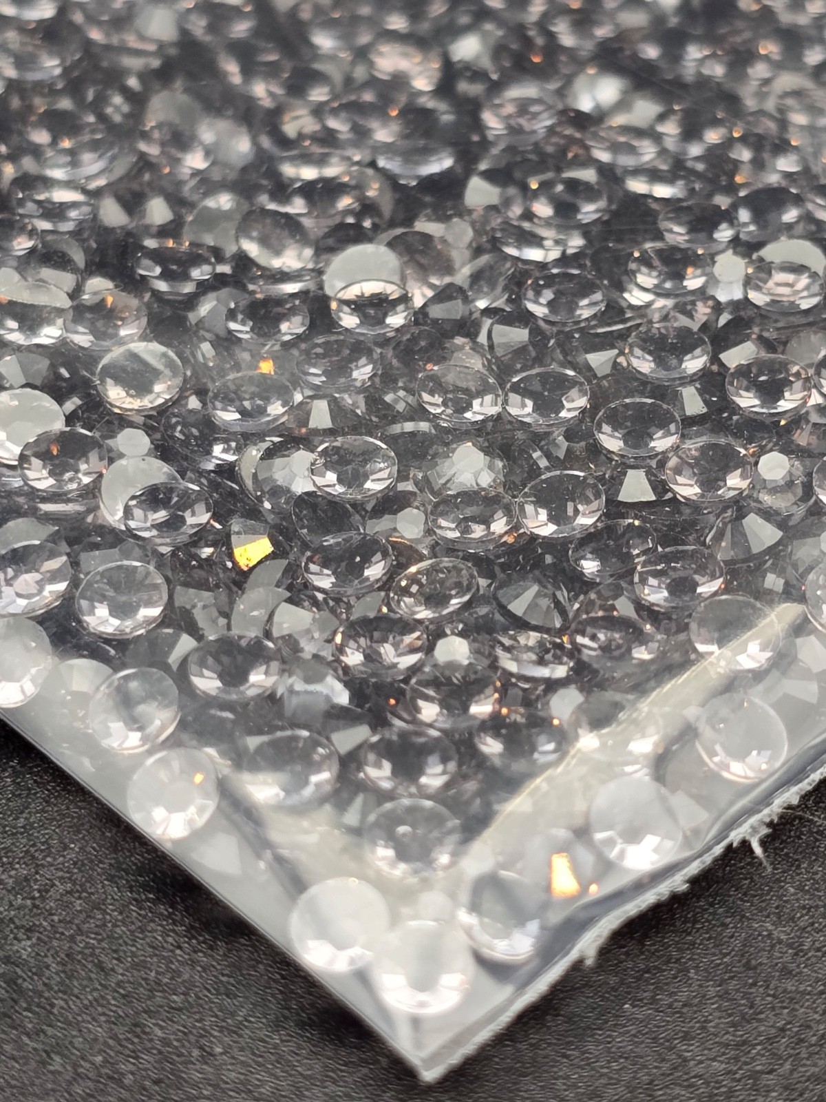 2000 x Resin 4mm Flat Back Rhinestones Phone Nail Shoe Art Craft Gems SS16 DIY