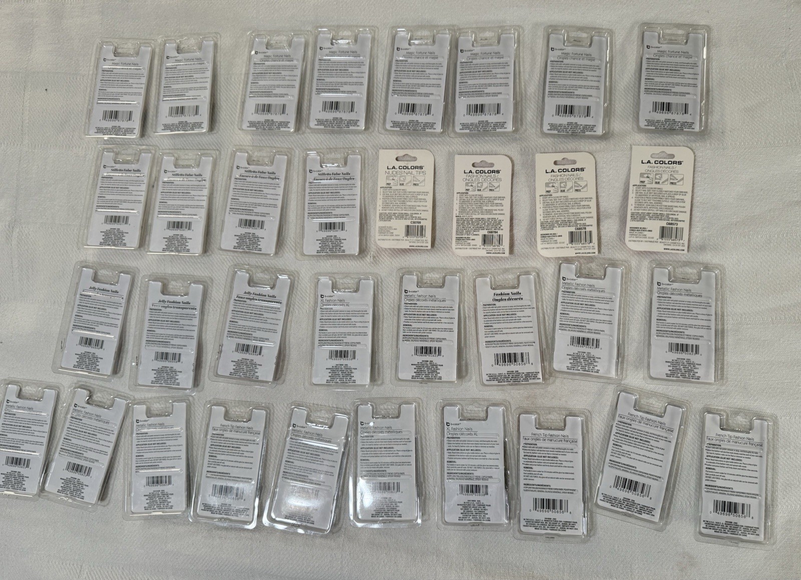 🩵 Lot Of 30 Packages Of Fake Artificial Finger Nails And Or Toe Nails