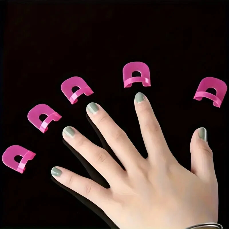 26pcs Reusable Soft Plastic Nail Polish Protectors, Smudge-proof, easy to clean