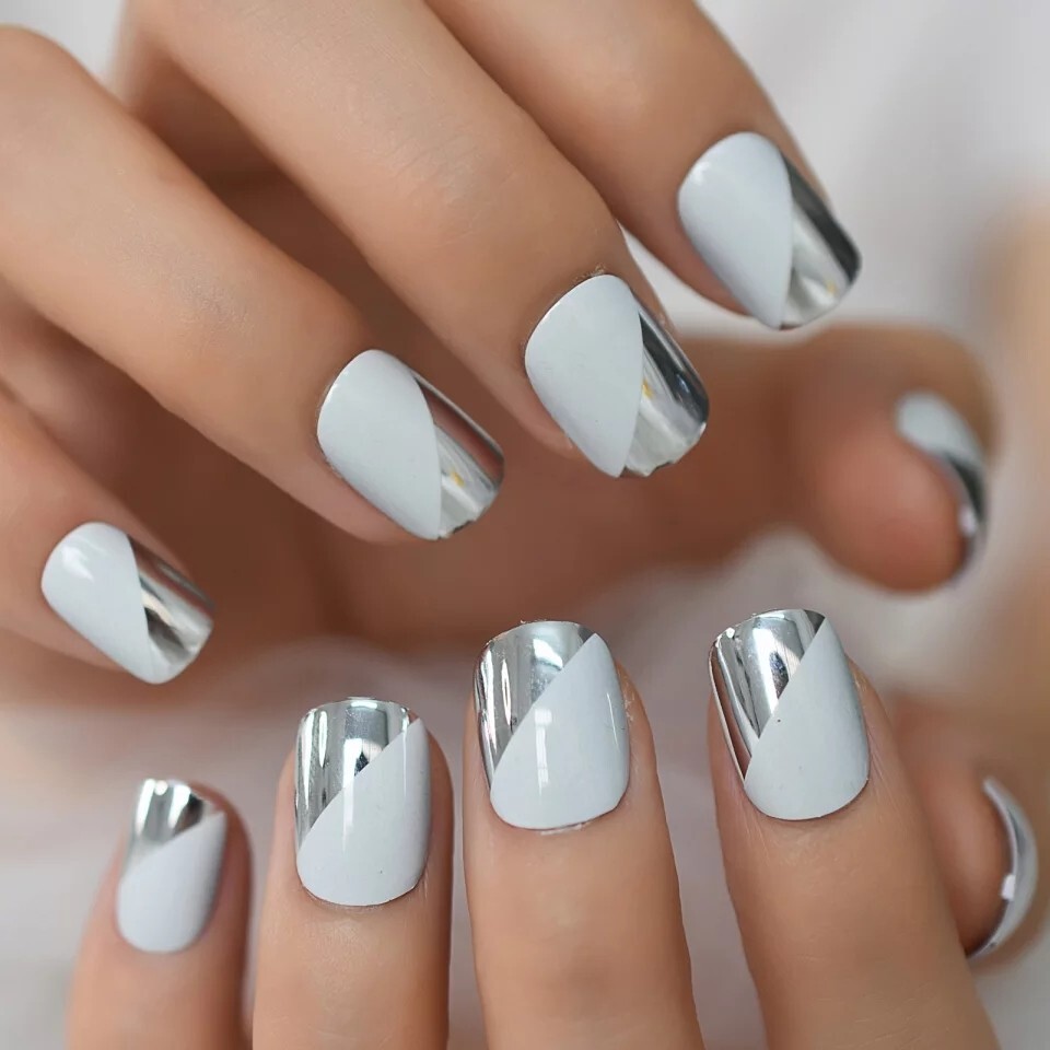 24 Short Silver White chrome Press on nails set with glue shiny metallic mirror