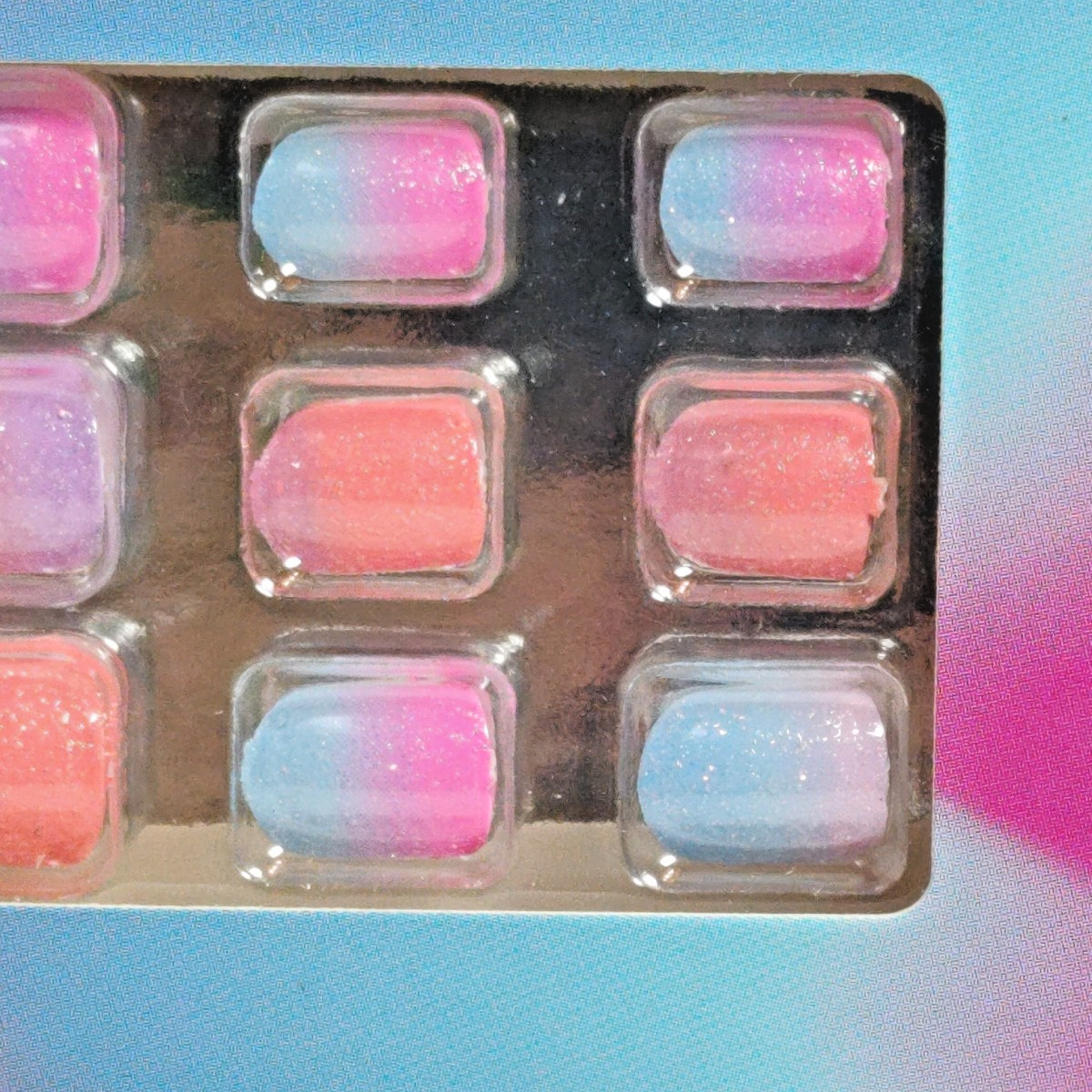 Townley Girl Press-on Nail Art 12 Pieces Pastel Rainbow Colors Pre-Glued Age 3+
