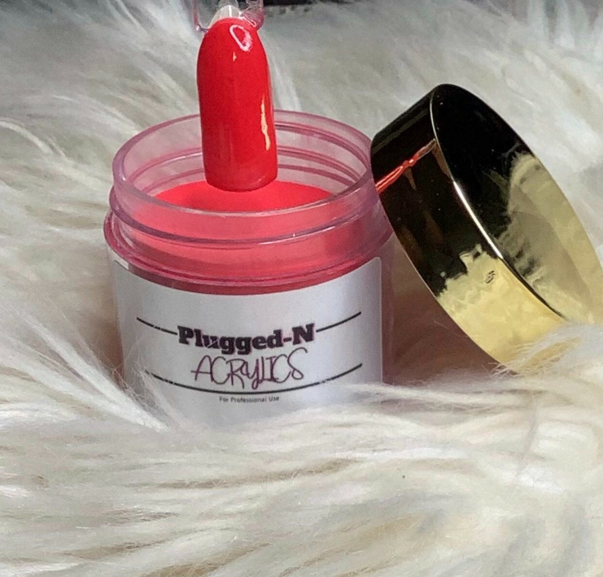 Quality colored Acrylic Powder. Easy to use, and great for beginners.