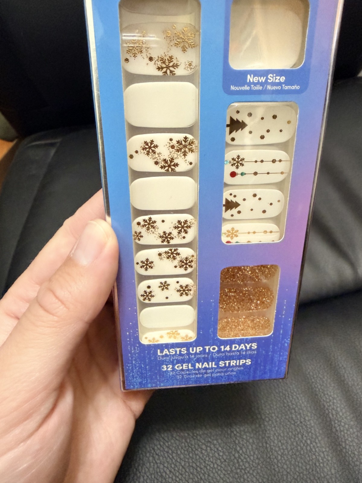 Dashing Diva Gloss Ultra Shine Gel Color 288 Gel Nail Strips Yuletide Cheer
