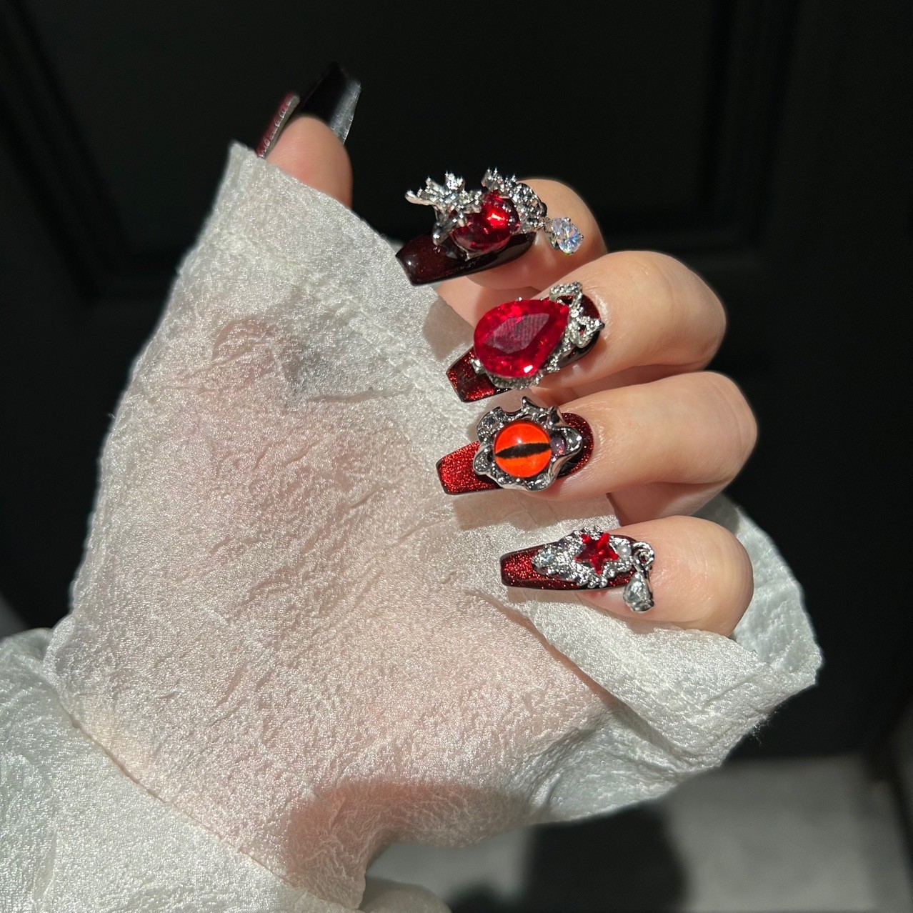 Dark Reaper 2.5 Ladder Dark Rose Handmade Press On Nails Long