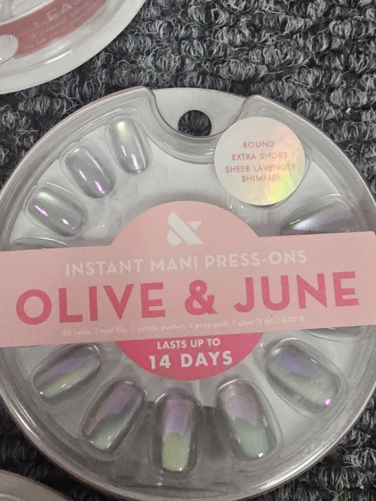 Lot of 10, Assorted Olive & June Mani Press on Nails – check pics for assortment