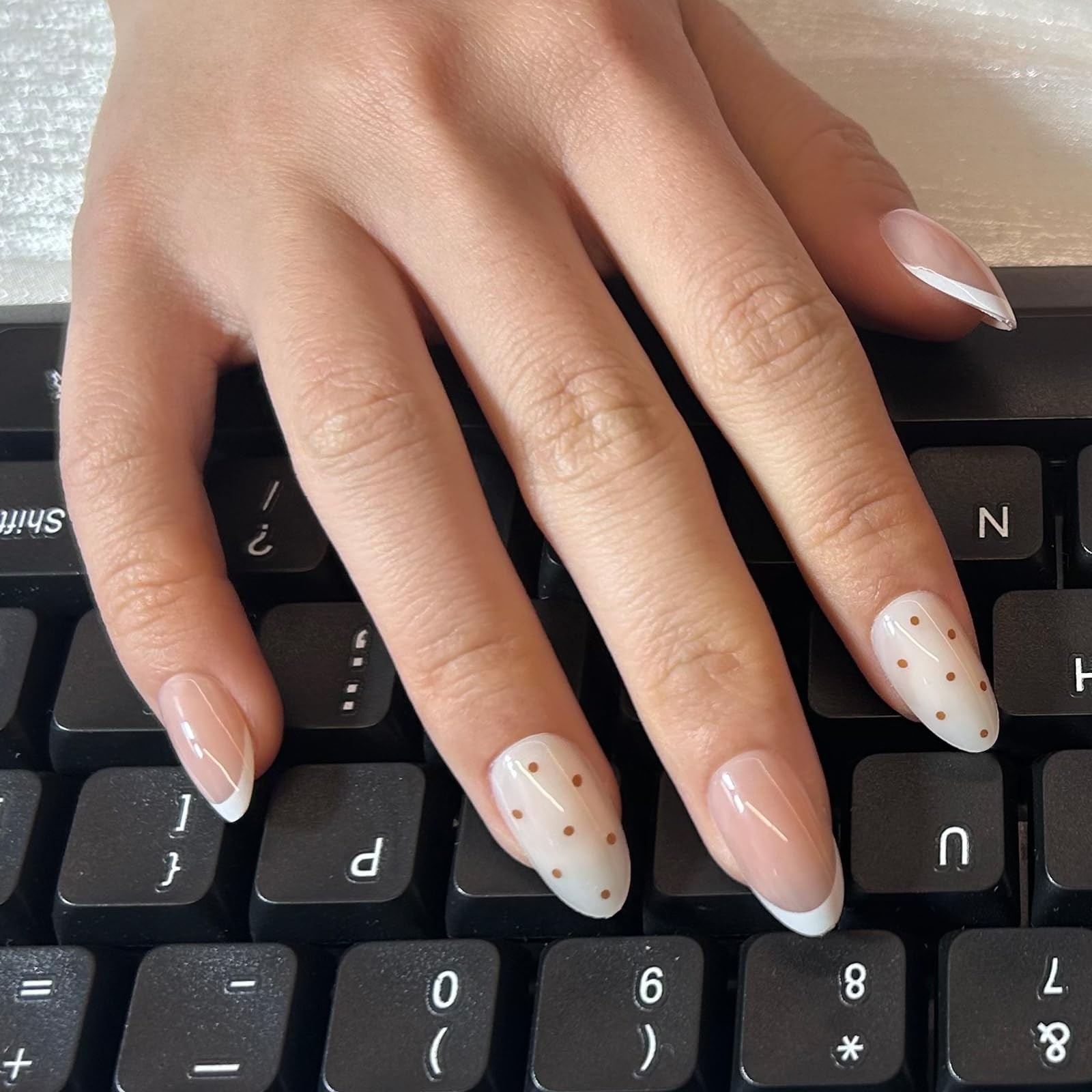 SnypeeLab Handmade Press on Nails with Cute Polka Dot Design for Women and Gi…