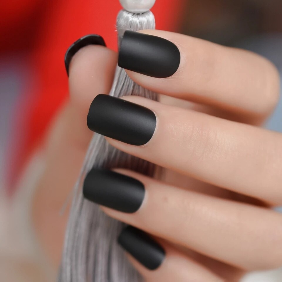 Short Black Matte Press on nails kit with file and glue 24 nails goth alt emo