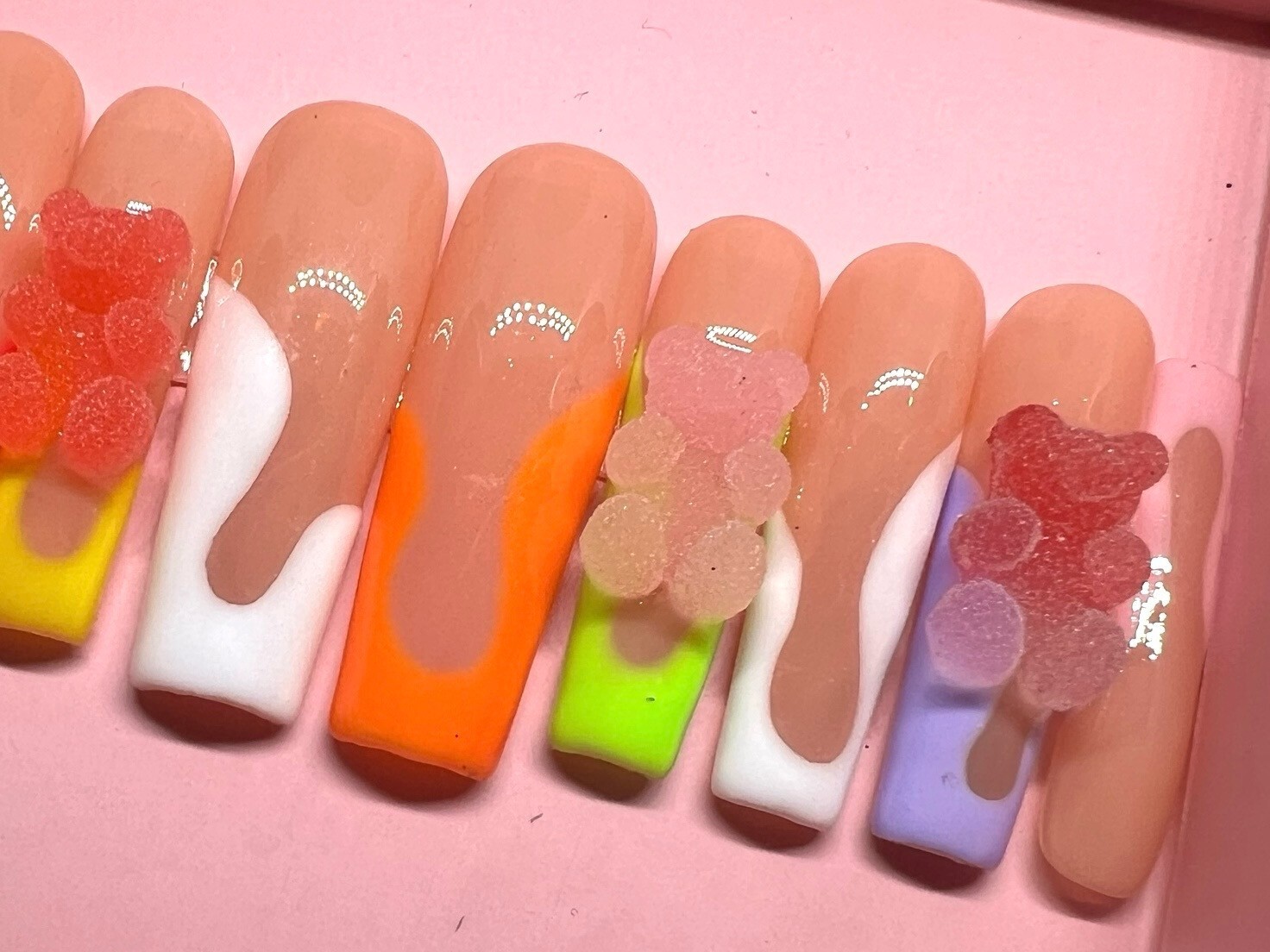 Luxurious Handmade Acrylic Press On Nails – C5 – High Quality & Reusable