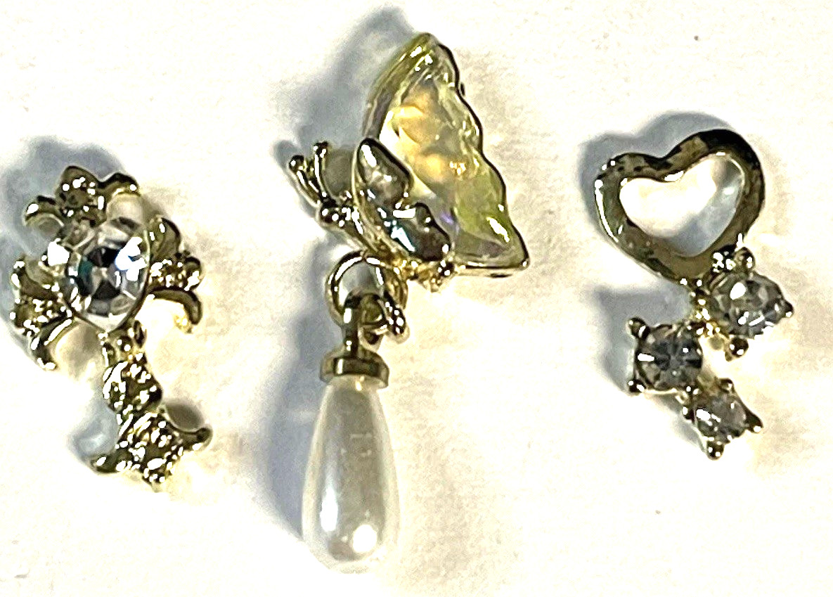 Nail Jewelry 5 Rhinestones Pearl New