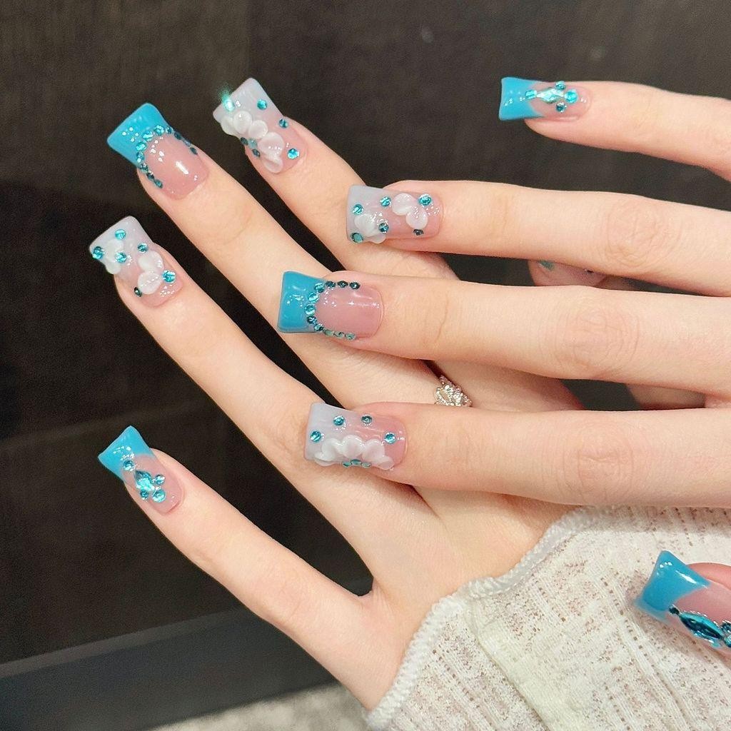 Handmade Press On Nail Lake Blue Diamond 3D White Flowers Duckbilled False Nail