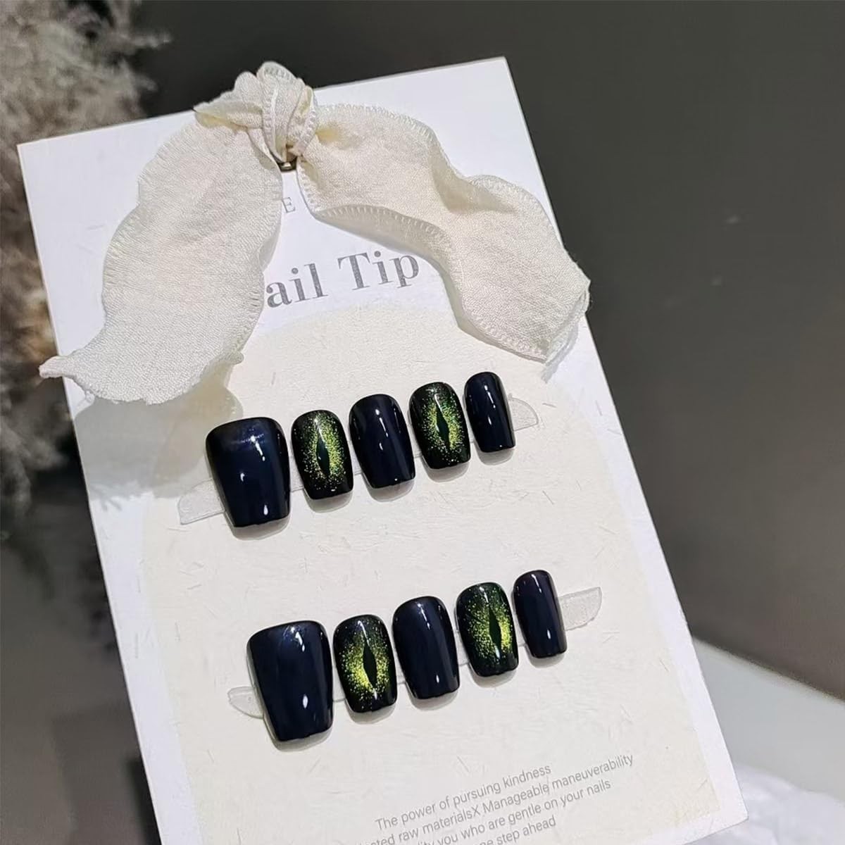 Black Press on Nails Short Round Green Eyes Short Fake Nails With Glue Full C…