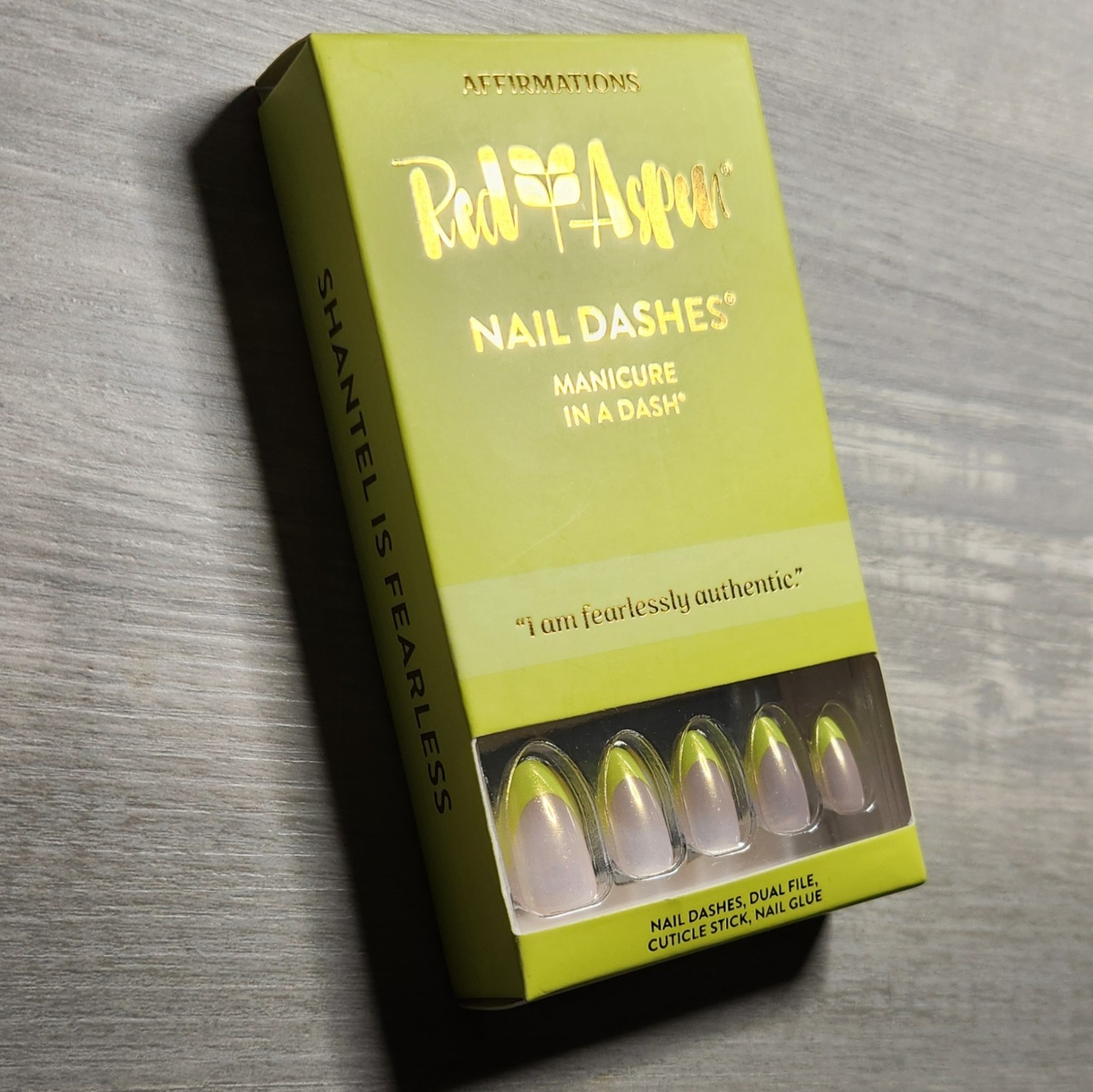 Press On Nails Shantel is Fearless Fall Winter Christmas Holiday Dash Red Aspen