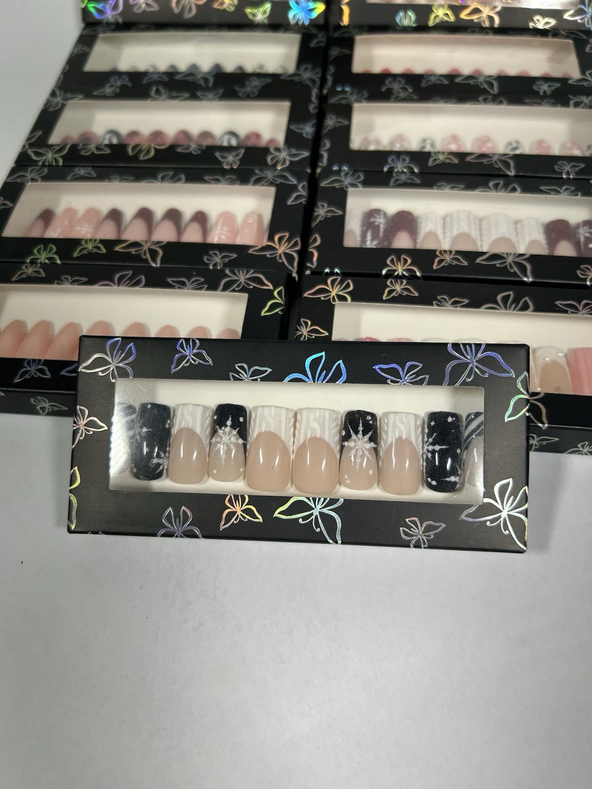 (Lot of 18) Press On Nails – Handmade / Boutique Style – New – Mixed Designs