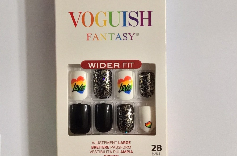 KISS Press On Nails New WIDE FIT Voguish Fantasy #90559 Short Sq 28pc