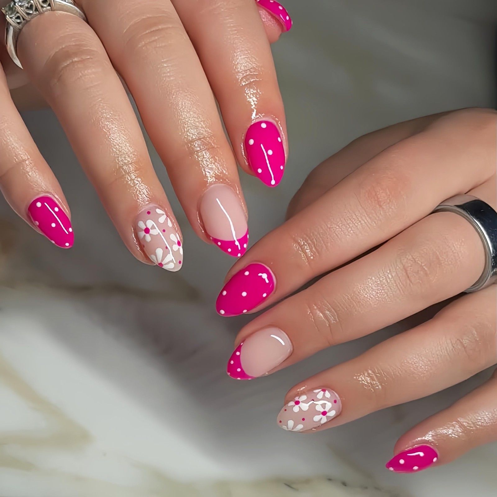 Tephrent Press on Nails Daisy Hot Pink French Tip