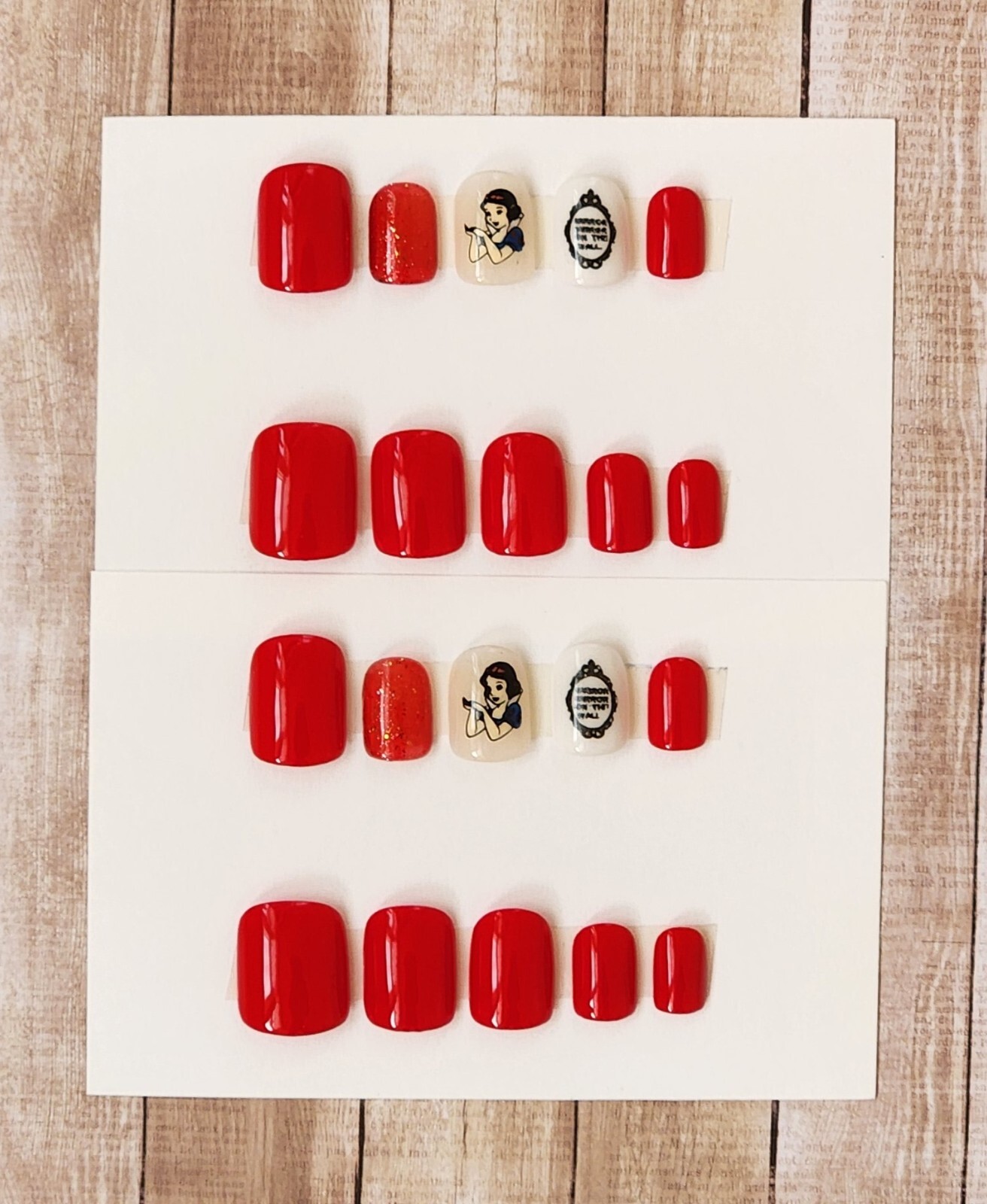 Custom Press On Handmade Gel Nails Red Snow White Accent Square Short 20 Tips