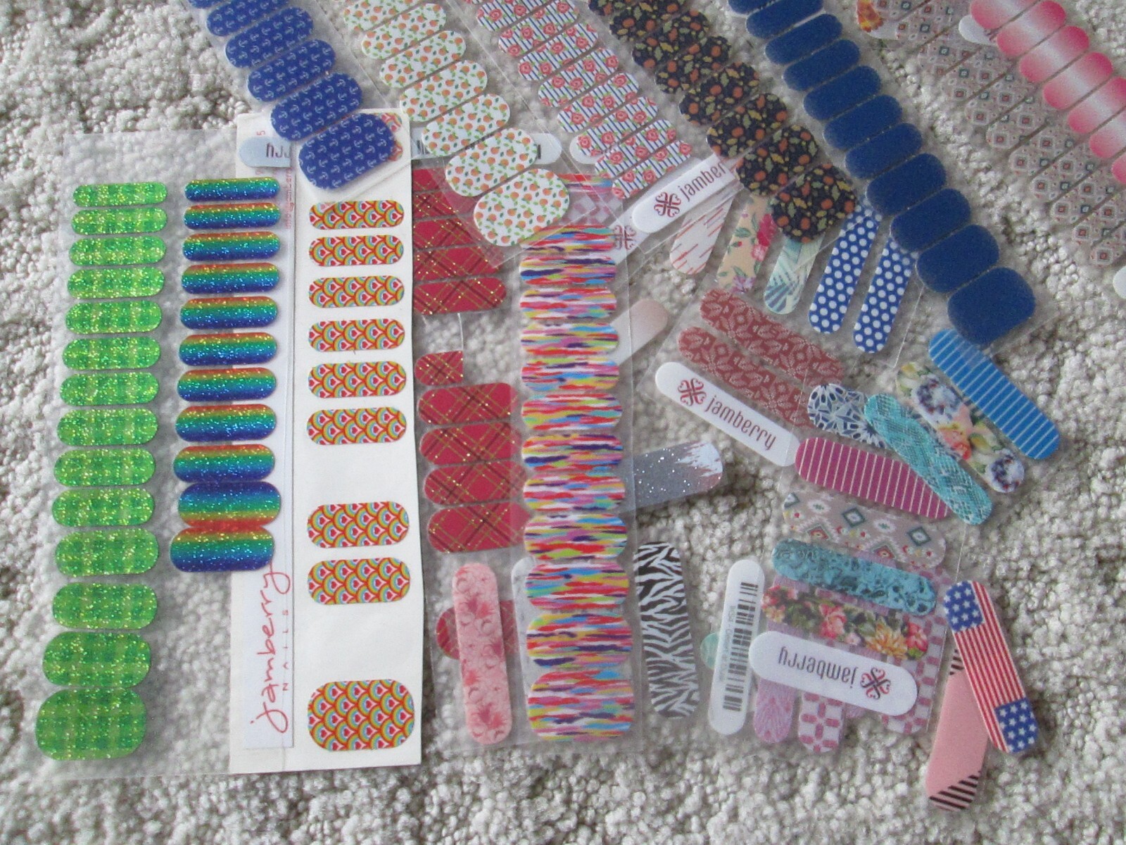Jamberry Huge Nail 112 Half Sheets/ 10 Full Size/ Petite Juniors/ Tools/Partials