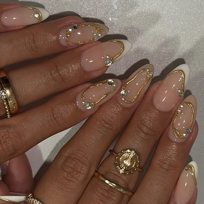 24Pcs Y2K Almond Press on Nails:Metal Line Diamond Black Heart Nails